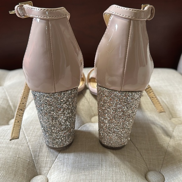 Unías heels - Picture 5 of 8